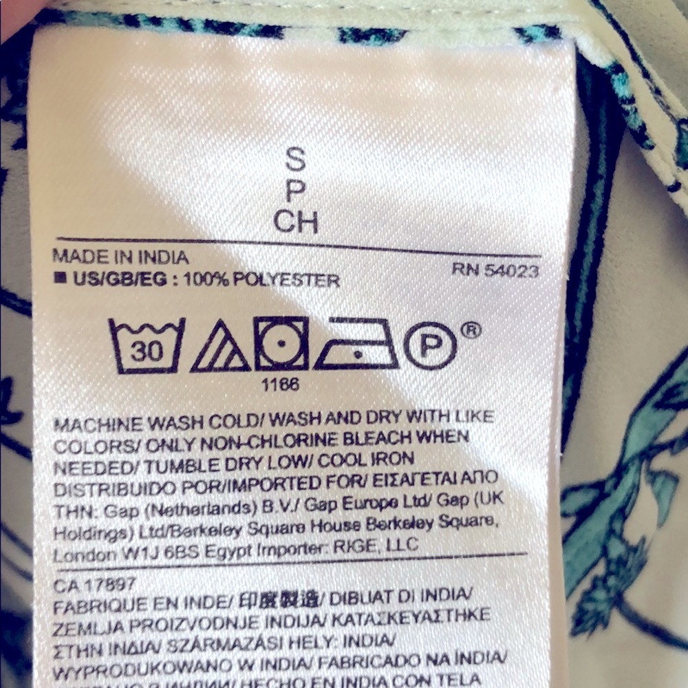 Banana Republic Tank Top - Picture 4 of 4